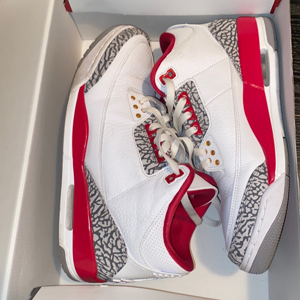 Air Jordan 3 Retro Cardinal Red